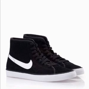 Primo Court Mid Suede Shoes- Nike Women’s